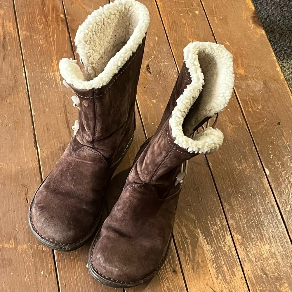 UGG kona 5183